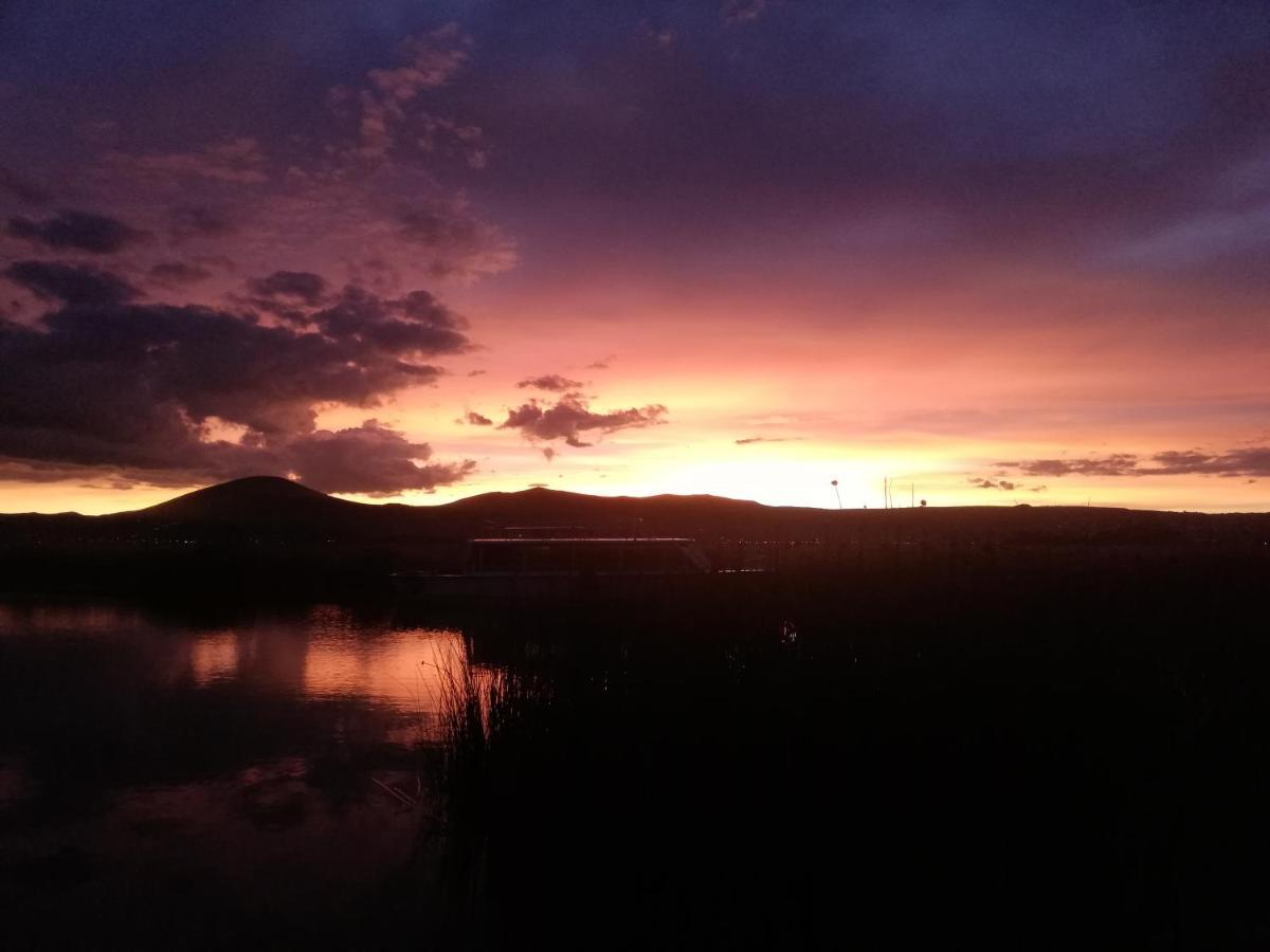 Los Uros Пуно Екстер'єр фото