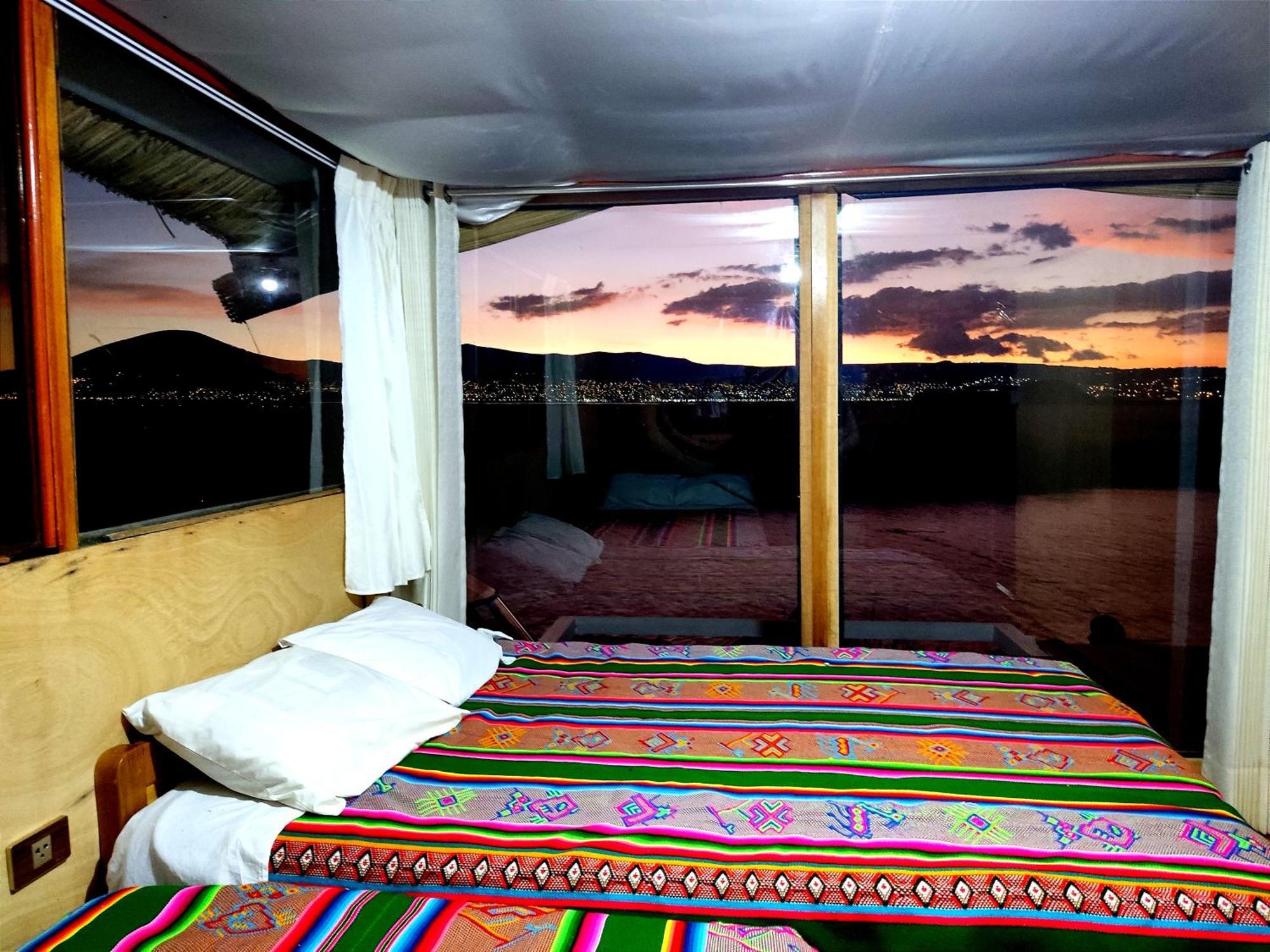 Los Uros Пуно Екстер'єр фото